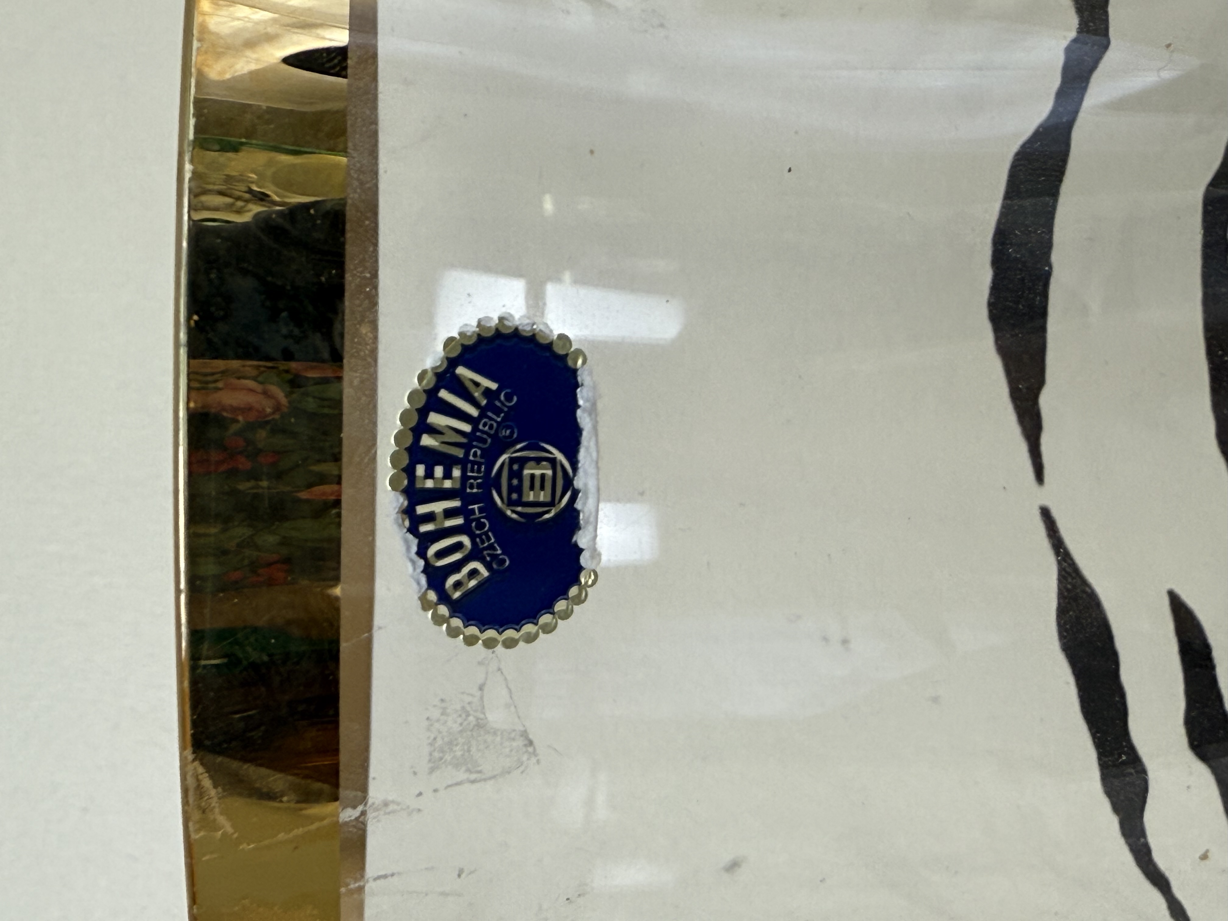 Alternative view of Bohemia vaas