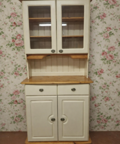 Täispuidust puhvetkapp