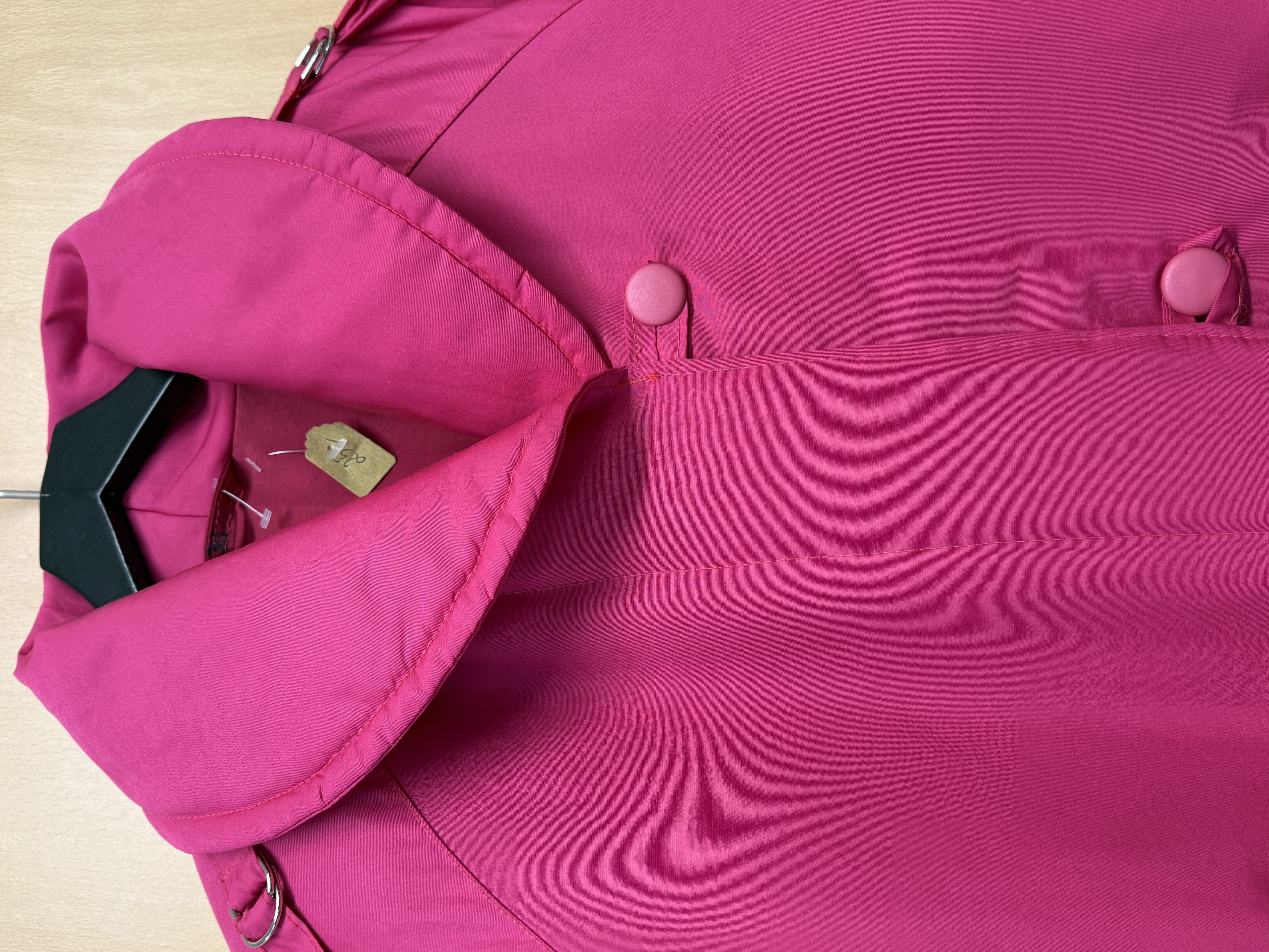 Alternative view of Mantel nr. 38