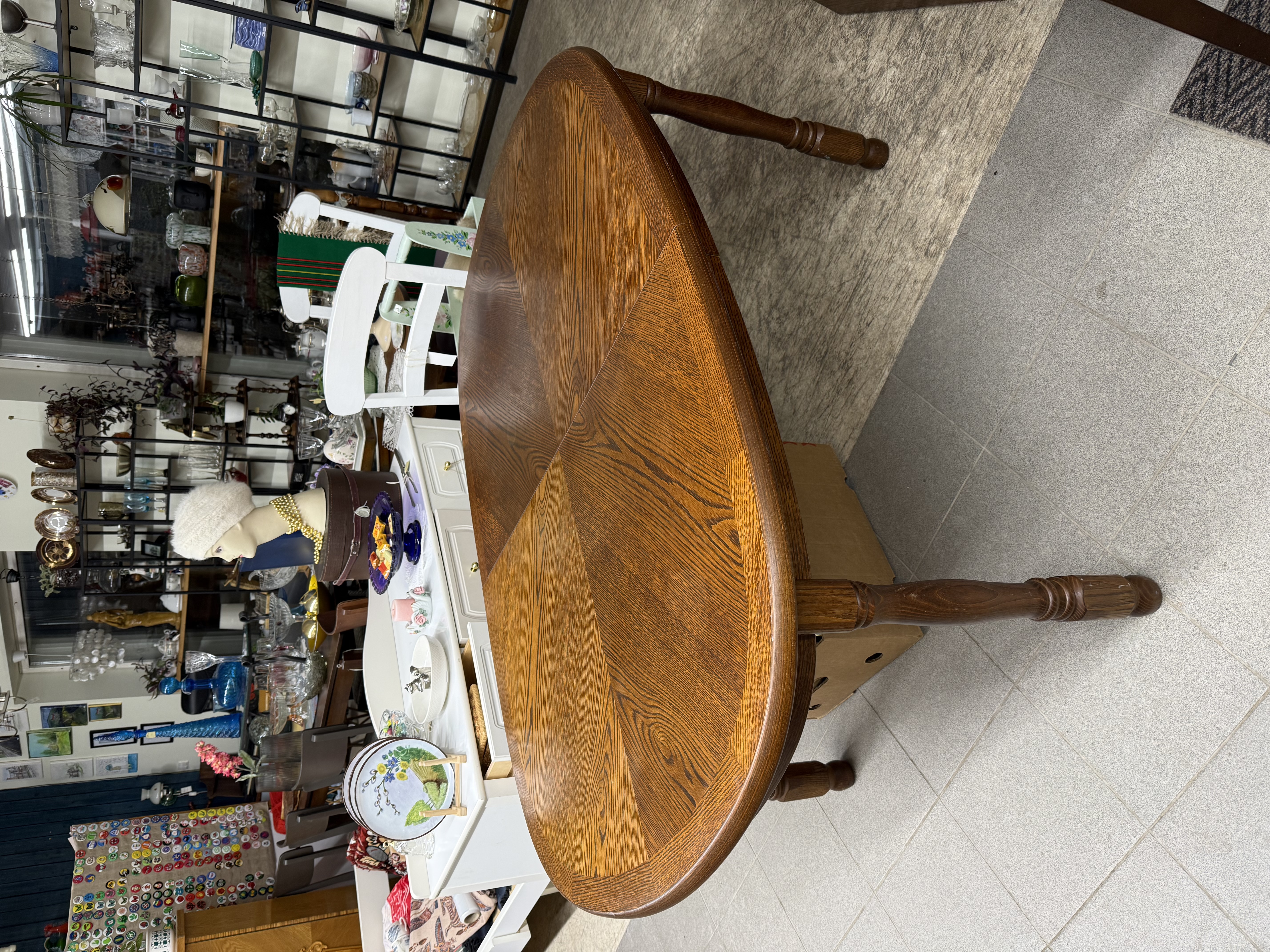 Alternative view of Ovaalne, pikendatav laud