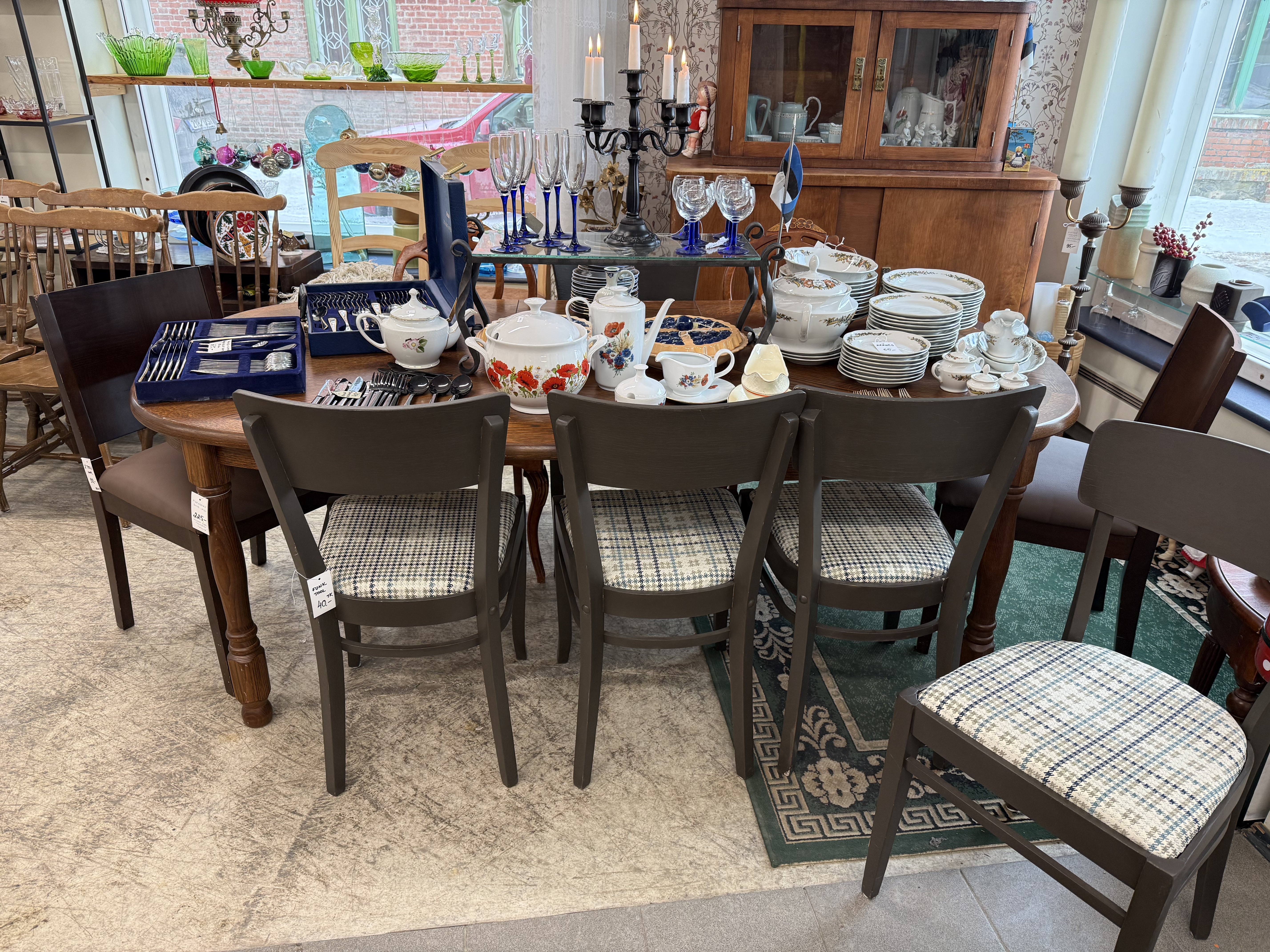 Ovaalne, pikendatav laud - Image 7